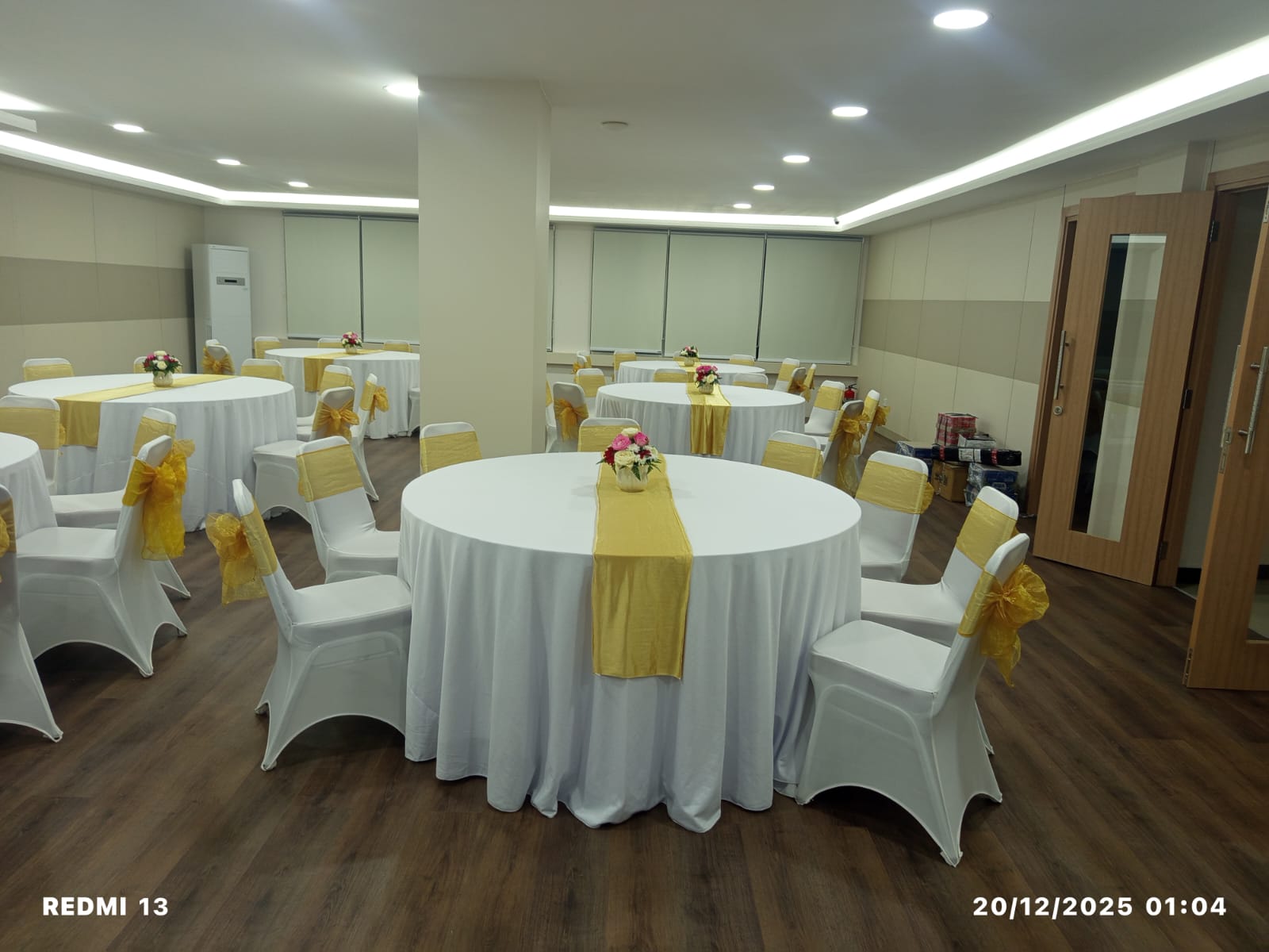 Sewa Meja Bulat Pesanggrahan Jakarta Selatan Harga Bersahabat 120Rb