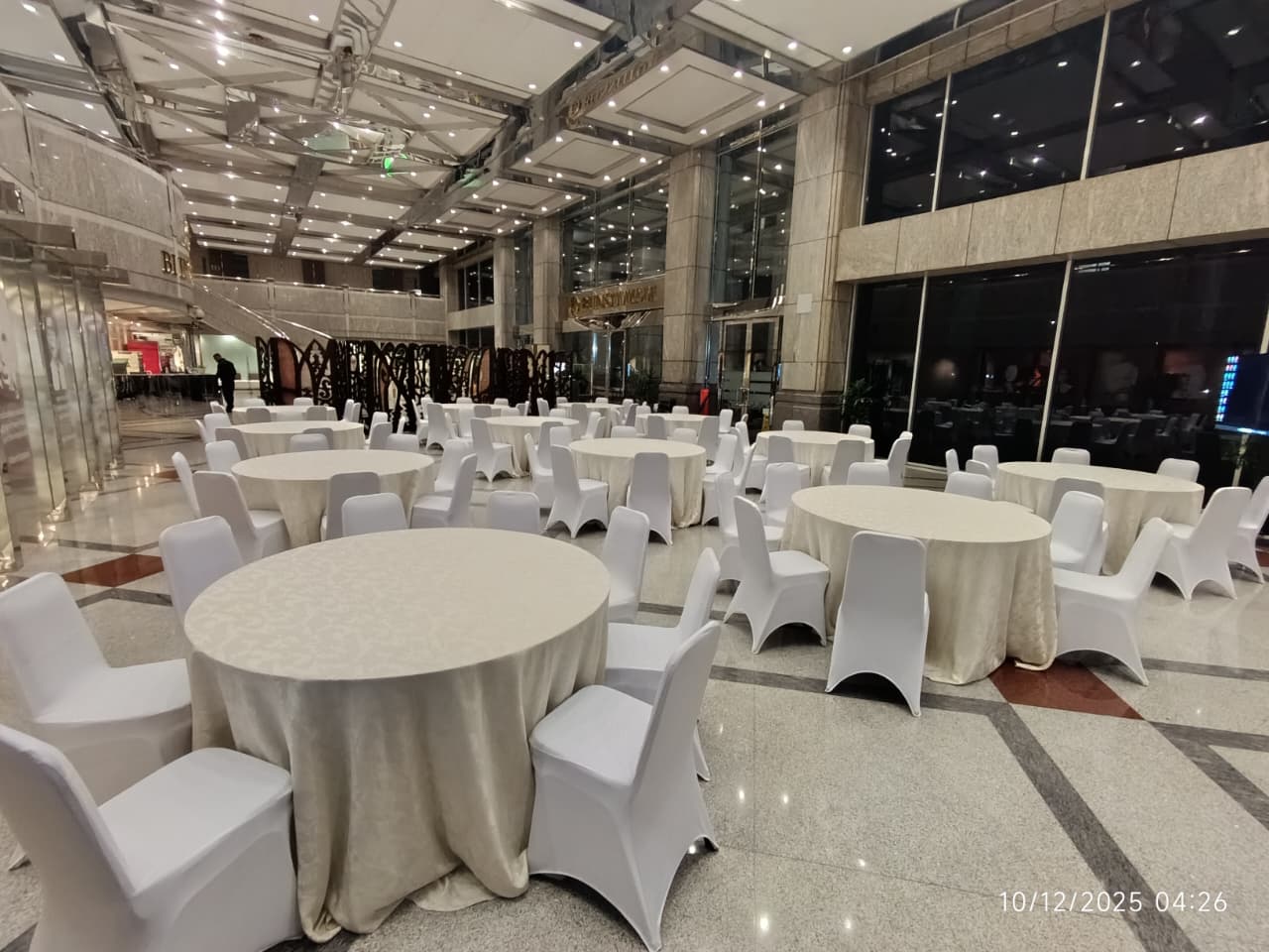 Sewa Meja Bulat Sunter Jakarta Utara No.1 Paling Dicari